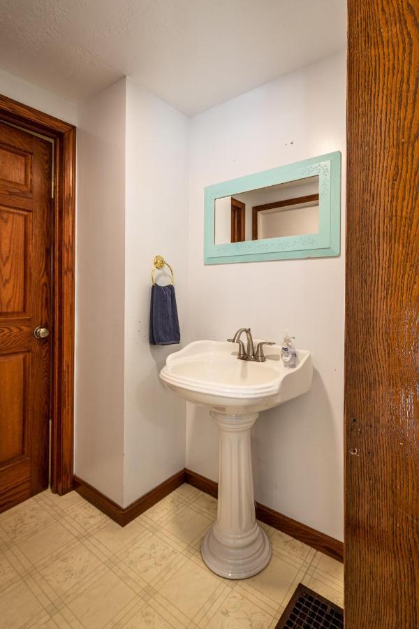ミラーズバーグ Weaver Ridge Manorヴィラ エクステリア 写真